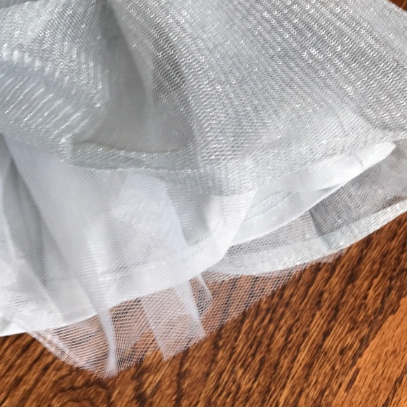 Grey sparkly lined skirt size 6-12 month - Picture 3 of 4